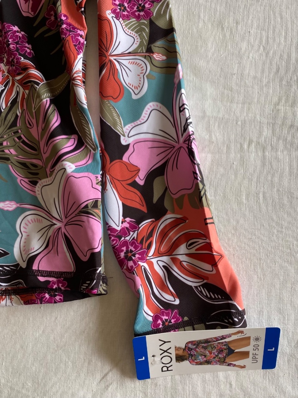 Roxy Women's Rash Guard Multicolor Floral Pattern UPF 50+ Size Large - Picture 10 of 13